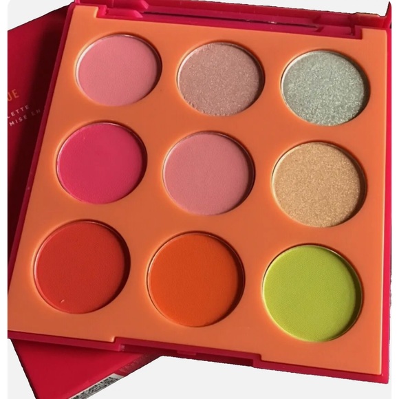 COPY - ❤️ NIB MORPHE 9H HOT FOR HUE ARTISTRY MAKE UP PALETTE - Picture 4 of 5